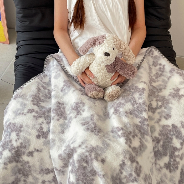 91家纺网 家纺一手货源 找家纺 晚爱家纺（原晚安家居） 2025新款跨境暖羊绒双面绵羊绒沙发毯多功能盖毯 梦幻花园