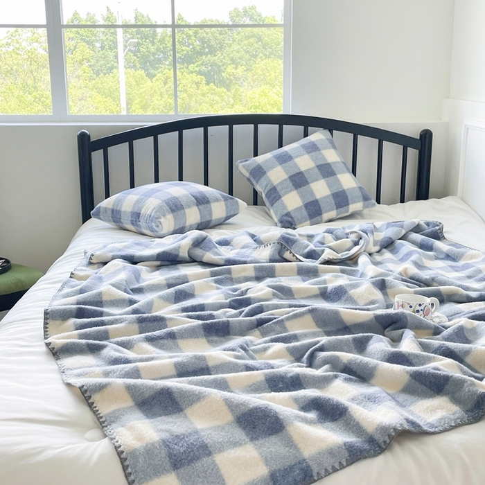 91家纺网 家纺一手货源 找家纺 晚爱家纺（原晚安家居） 2025新款跨境暖羊绒双面绵羊绒沙发毯多功能盖毯 南山蓝