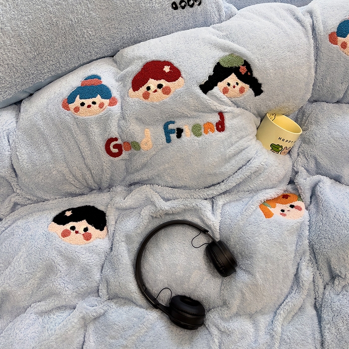 91家纺网 家纺一手货源 找家纺 （总）金爱家 2025新款泰迪绒毛巾绣四件套