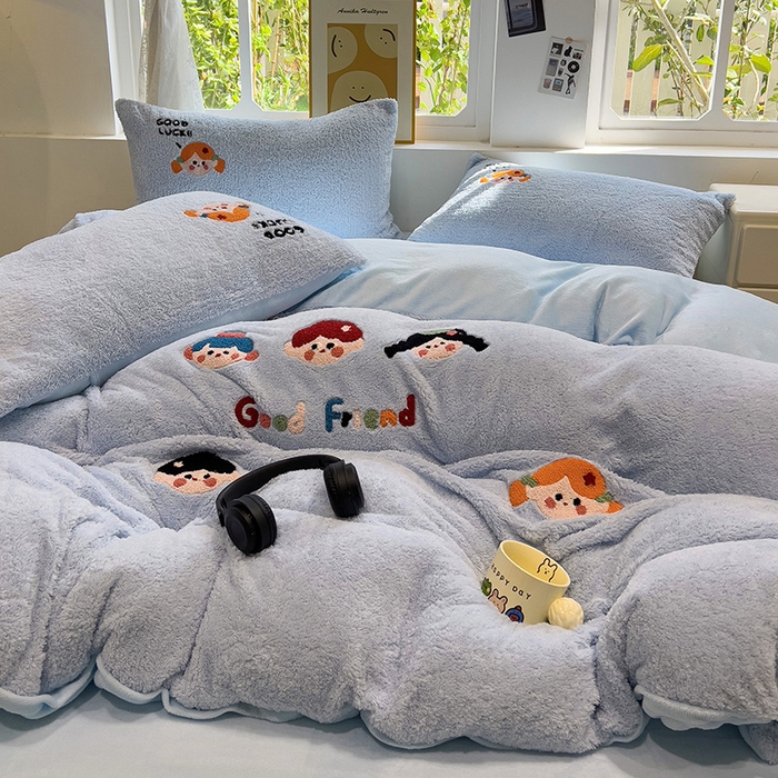 91家纺网 家纺一手货源 找家纺 （总）金爱家 2025新款泰迪绒毛巾绣四件套