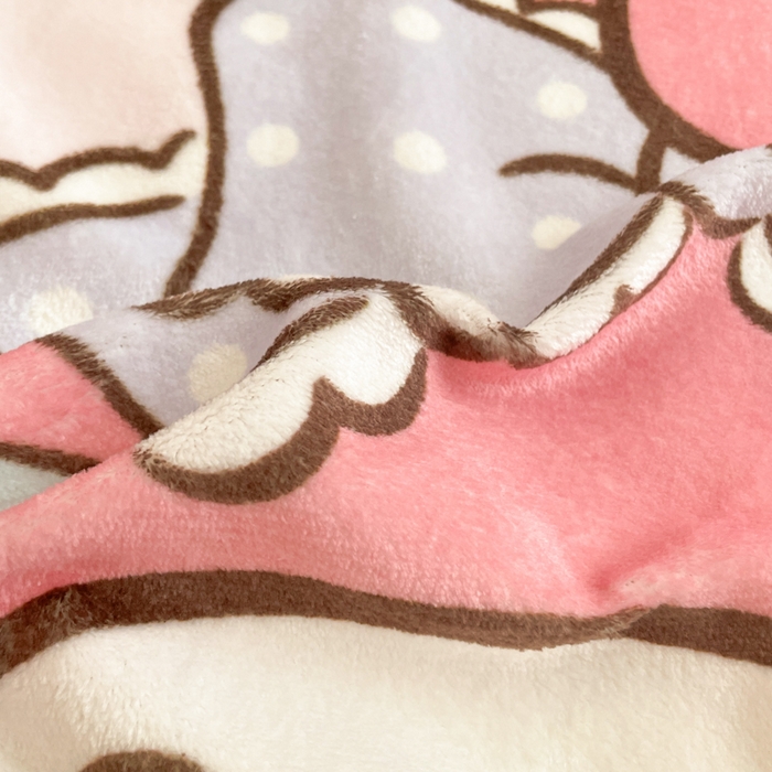 91家纺网 家纺一手货源 找家纺 金爱家 2025新款卡通多功能牛奶绒羊羔绒毛毯 羊羔绒-草莓蛋糕美乐蒂