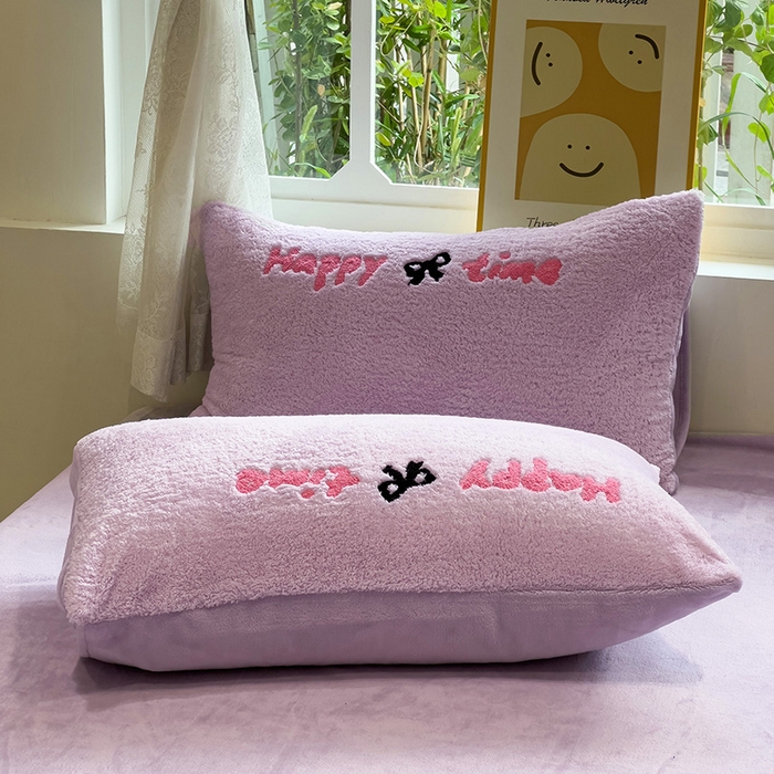 91家纺网 家纺一手货源 找家纺 金爱家 2025新款泰迪绒毛巾绣四件套 泰迪绒-可爱狗