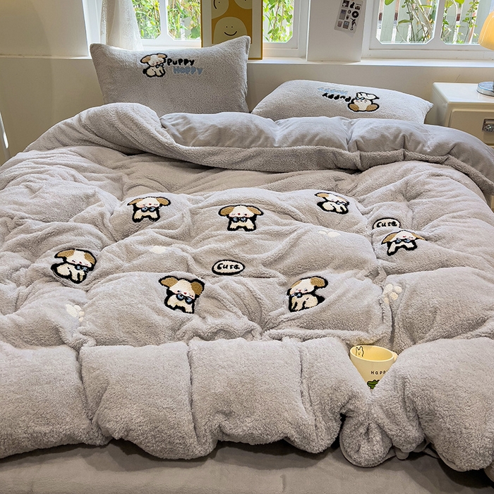 91家纺网 家纺一手货源 找家纺 金爱家 2025新款泰迪绒毛巾绣四件套 泰迪绒-快乐狗