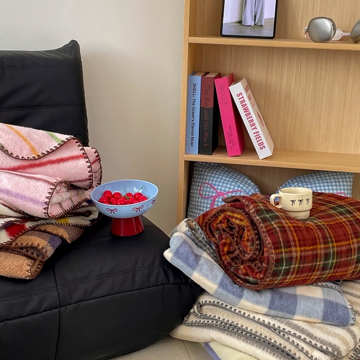 91家纺网 家纺一手货源 找家纺 晚爱家纺（原晚安家居） 2025新款跨境暖羊绒双面绵羊绒沙发毯多功能盖毯 组合图仅供展示不可下单