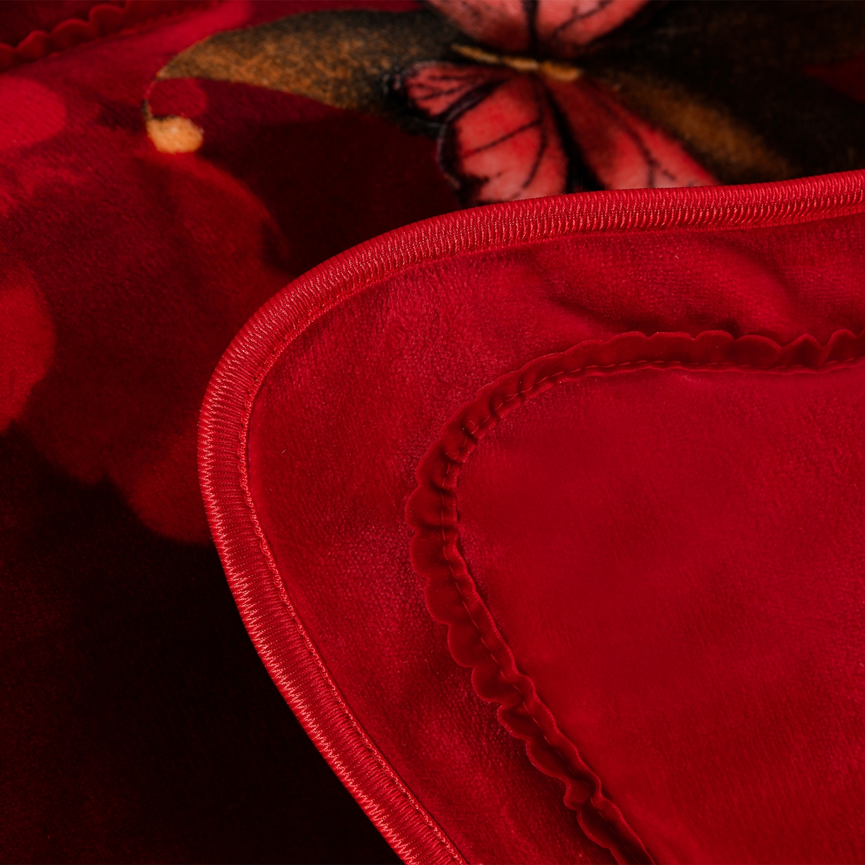 91家纺网 家纺一手货源 找家纺 贝诗梦 2025直播8.5斤高克重牛奶绒金貂法莱绒保暖四件套 花香