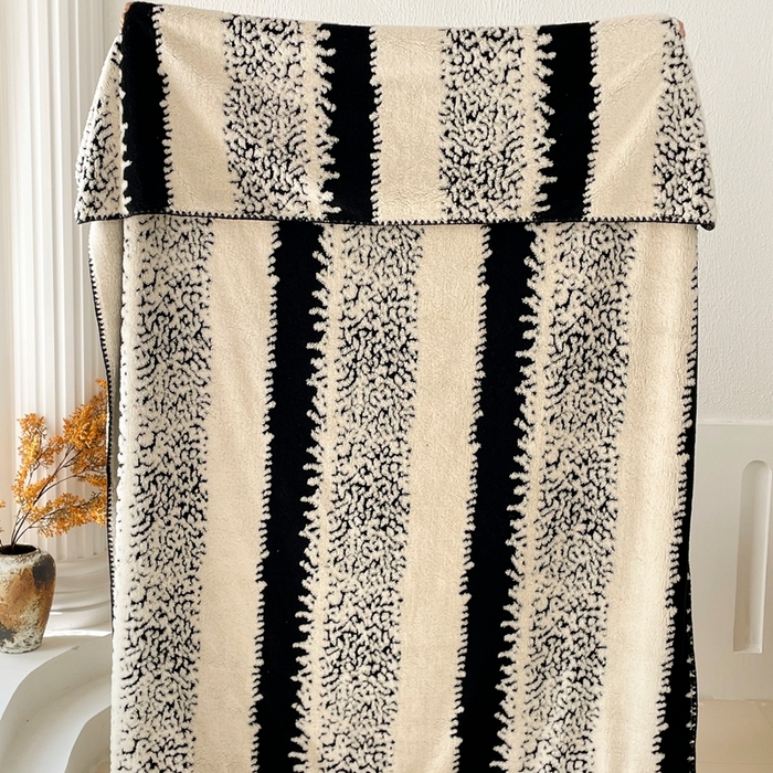 91家纺网 家纺一手货源 找家纺 （总）晚爱家纺（原晚安家居） 2025新款跨境多功能盖毯沙发毯双面印花舒棉绒毛毯