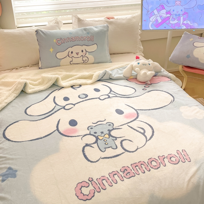 91家纺网 家纺一手货源 找家纺 金爱家 2025新款卡通多功能牛奶绒羊羔绒毛毯 羊羔绒-云朵玩偶大耳狗