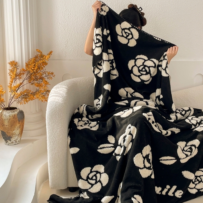 91家纺网 家纺一手货源 找家纺 （总）晚爱家纺（原晚安家居） 2025新款跨境多功能盖毯沙发毯双面印花舒棉绒毛毯
