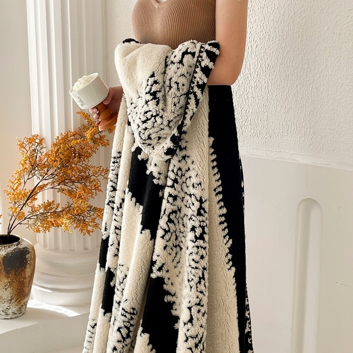 91家纺网 家纺一手货源 找家纺 晚爱家纺（原晚安家居） 2025新款跨境多功能盖毯沙发毯双面印花舒棉绒毛毯 时光条