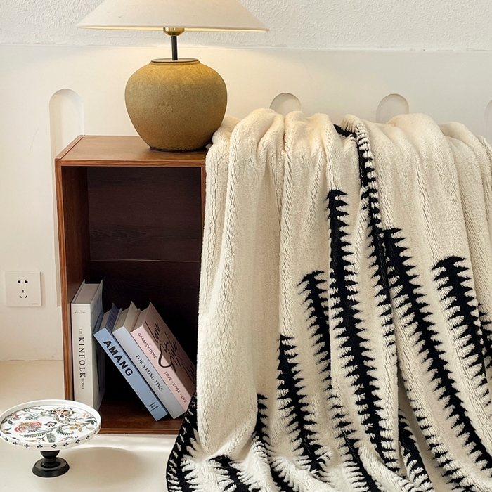 91家纺网 家纺一手货源 找家纺 晚爱家纺（原晚安家居） 2025新款跨境多功能盖毯沙发毯双面印花舒棉绒毛毯 节节高