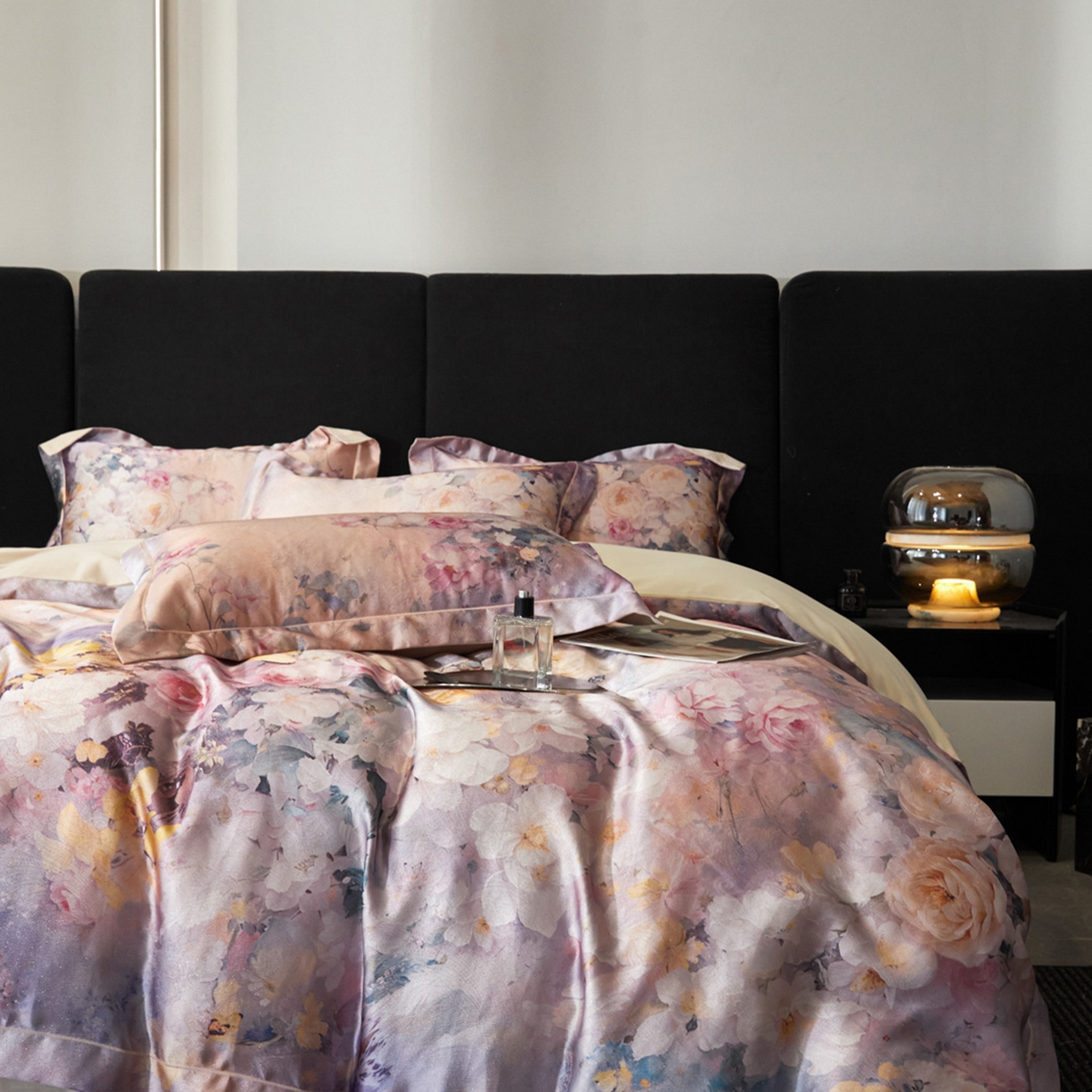 91家纺网 家纺一手货源 找家纺 莱欧纳家纺 2025新款金丝线提花四件套 花伊梦-紫