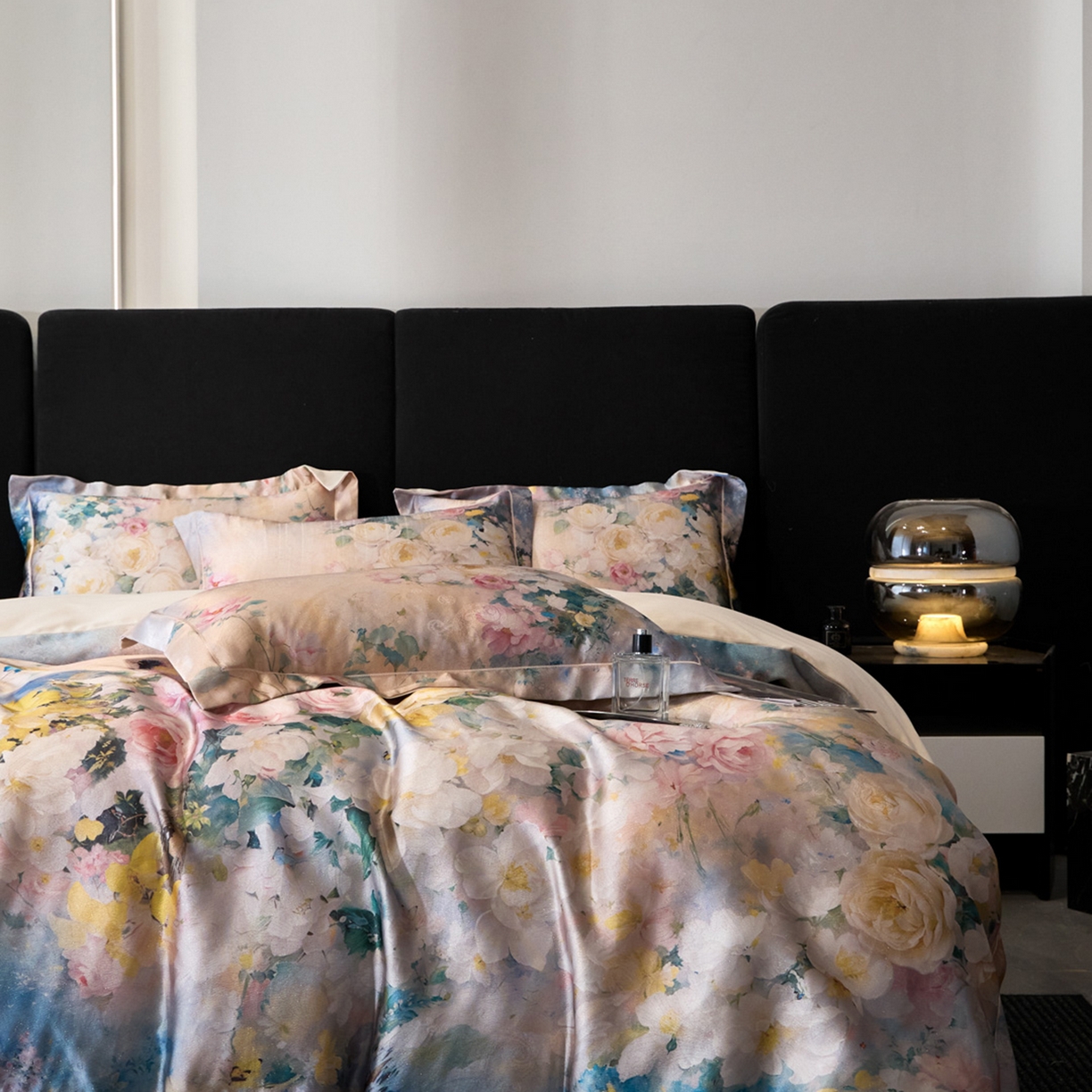 91家纺网 家纺一手货源 找家纺 （总）莱欧纳家纺 2025新款金丝线提花四件套