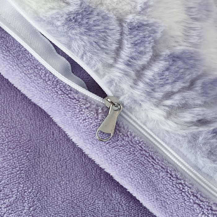 91家纺网 家纺一手货源 找家纺 金爱家 2025新款全消光牛奶绒A类纯色獭兔毛绒立体牛奶绒四件套 兔毛繁花紫色