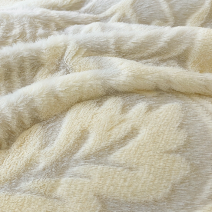 91家纺网 家纺一手货源 找家纺 金爱家 2025新款全消光牛奶绒A类纯色獭兔毛绒立体牛奶绒四件套 兔毛罗蒂曼黄色