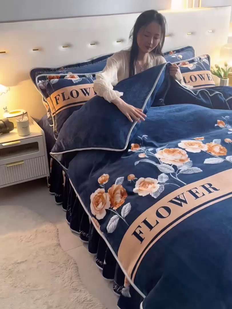 91家纺网 家纺一手货源 找家纺 贝诗梦 2025直播8.5斤高克重牛奶绒金貂法莱绒保暖四件套 月光玫瑰