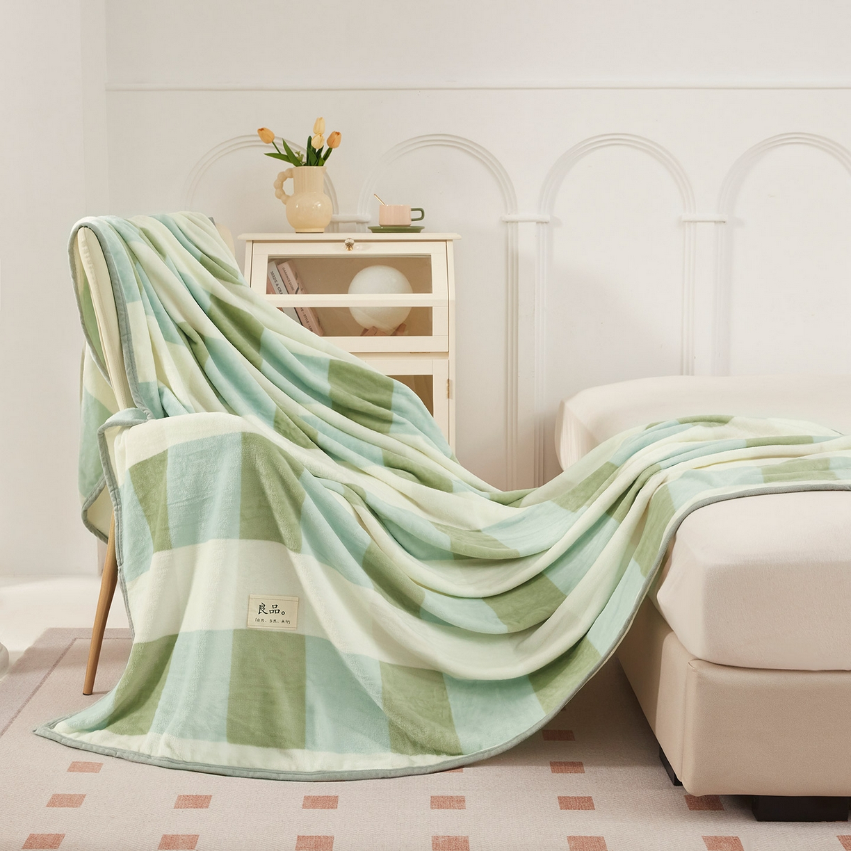 91家纺网 家纺一手货源 找家纺 肖恩毯业 2025新款高克重日式良品牛奶绒毛毯盖毯办公室休闲毯跨境专供外贸出口 绿大格