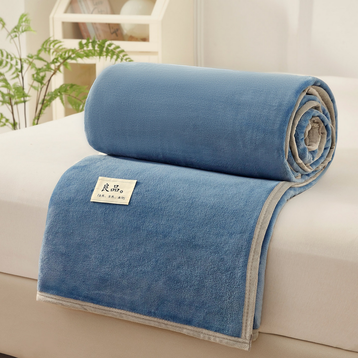 91家纺网 家纺一手货源 找家纺 肖恩毯业 2025新款高克重日式良品牛奶绒毛毯盖毯办公室休闲毯跨境专供外贸出口 宝石蓝