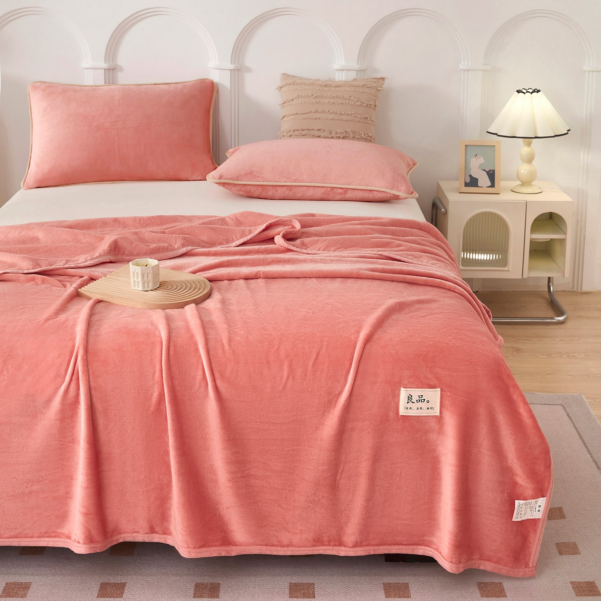 91家纺网 家纺一手货源 找家纺 肖恩毯业 2025新款高克重日式良品牛奶绒毛毯盖毯办公室休闲毯跨境专供外贸出口 暖粉