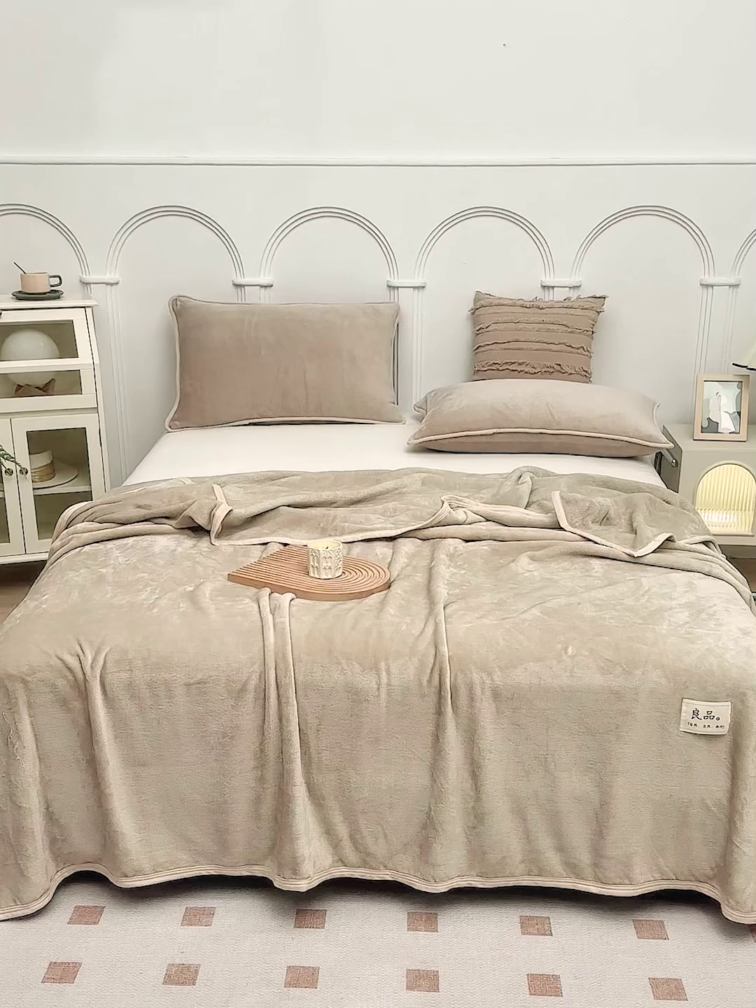 91家纺网 家纺一手货源 找家纺 肖恩毯业 2025新款高克重日式良品牛奶绒毛毯盖毯办公室休闲毯跨境专供外贸出口 复古棕