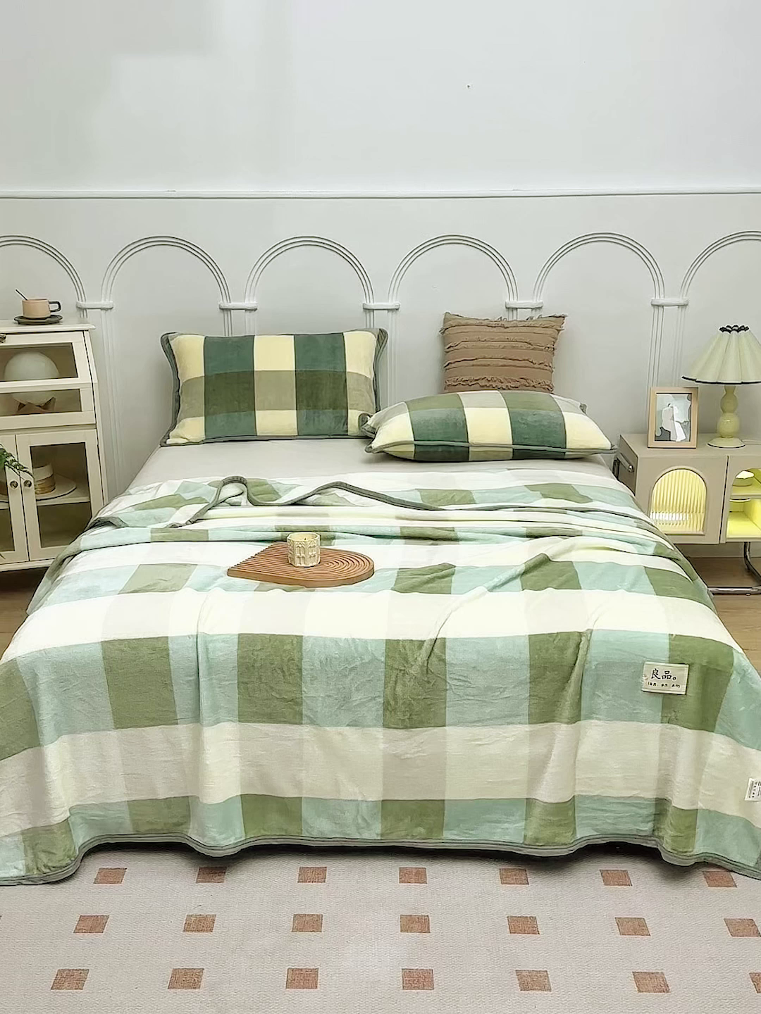 91家纺网 家纺一手货源 找家纺 肖恩毯业 2025新款高克重日式良品牛奶绒毛毯盖毯办公室休闲毯跨境专供外贸出口 绿大格