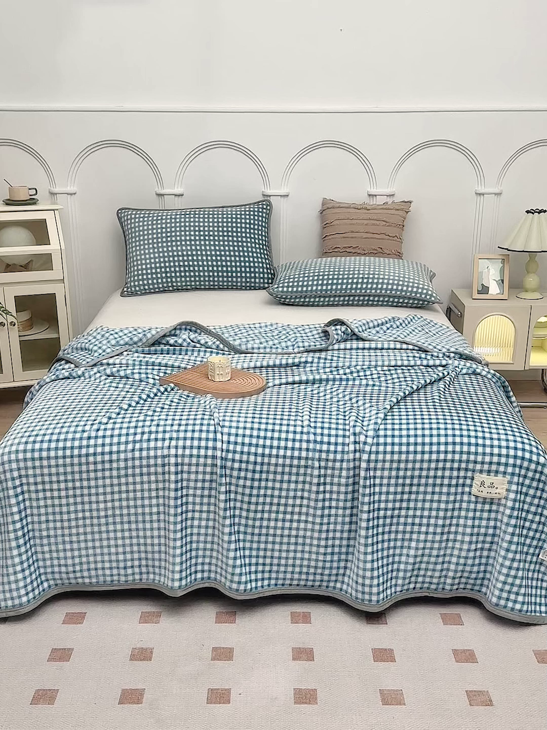 91家纺网 家纺一手货源 找家纺 肖恩毯业 2025新款高克重日式良品牛奶绒毛毯盖毯办公室休闲毯跨境专供外贸出口 蓝小格