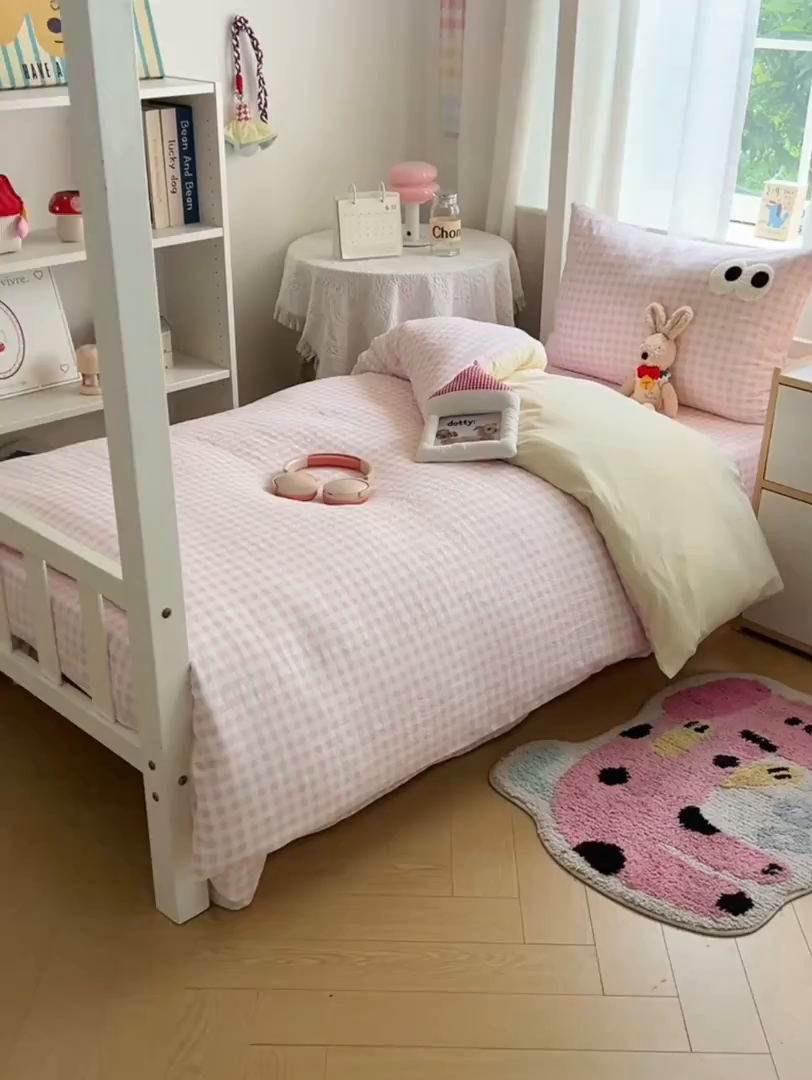 91家纺网 家纺一手货源 找家纺 桃心家居 2025新款A类学生床三件套亲肤舒适软糯云柔水洗棉大眼睛毛巾绣混搭格子撞色系列四件套 云柔水洗棉-大眼粉小格奶黄