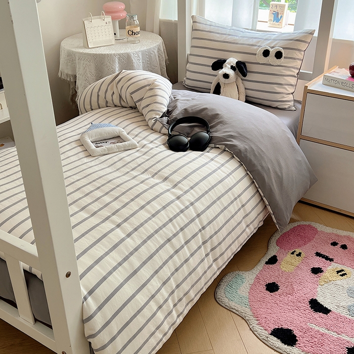 91家纺网 家纺一手货源 找家纺 桃心家居 2025新款A类学生床三件套亲肤舒适软糯云柔水洗棉大眼睛毛巾绣混搭格子撞色系列四件套 云柔水洗棉-大眼灰条拿铁