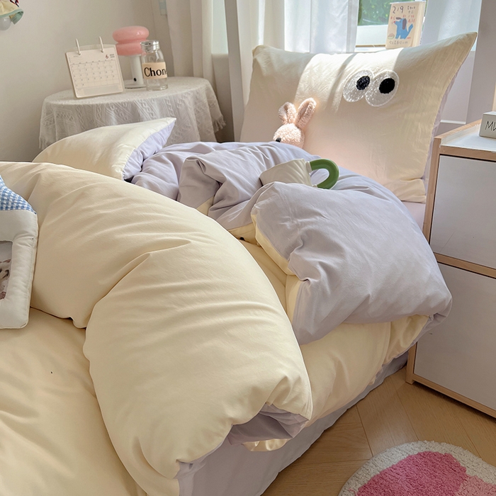 91家纺网 家纺一手货源 找家纺 桃心家居 2025新款A类学生床三件套亲肤舒适软糯云柔水洗棉大眼睛毛巾绣混搭格子撞色系列四件套 云柔水洗棉-大眼奶油葡萄