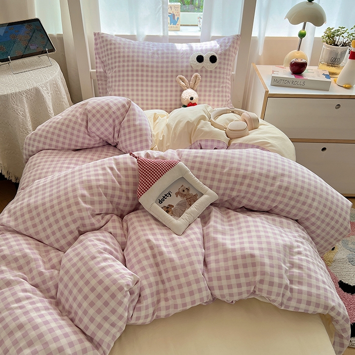 91家纺网 家纺一手货源 找家纺 桃心家居 2025新款A类学生床三件套亲肤舒适软糯云柔水洗棉大眼睛毛巾绣混搭格子撞色系列四件套 云柔水洗棉-大眼紫格奶黄
