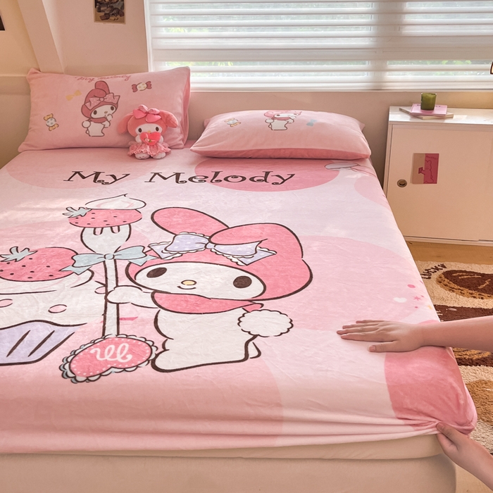 91家纺网 家纺一手货源 找家纺 金爱家 2025新款高克重牛奶绒单品系列保暖床单床笠单件 绒-D草莓蛋糕美乐蒂