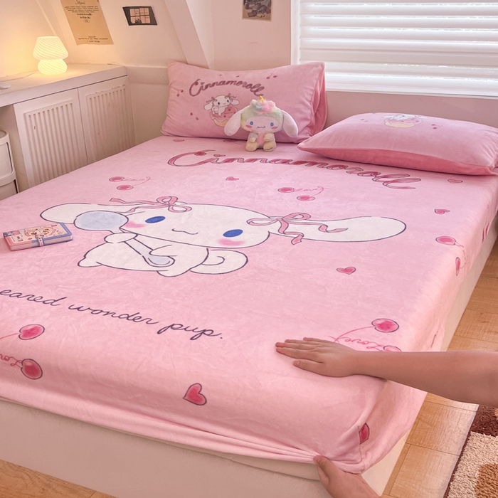 91家纺网 家纺一手货源 找家纺 金爱家 2025新款高克重牛奶绒单品系列保暖床单床笠单件 绒-D樱桃美美大耳狗