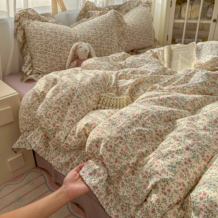 91家纺网 家纺一手货源 找家纺 欧尚 2025新款亲肤碎花云柔棉四件套 花枝语