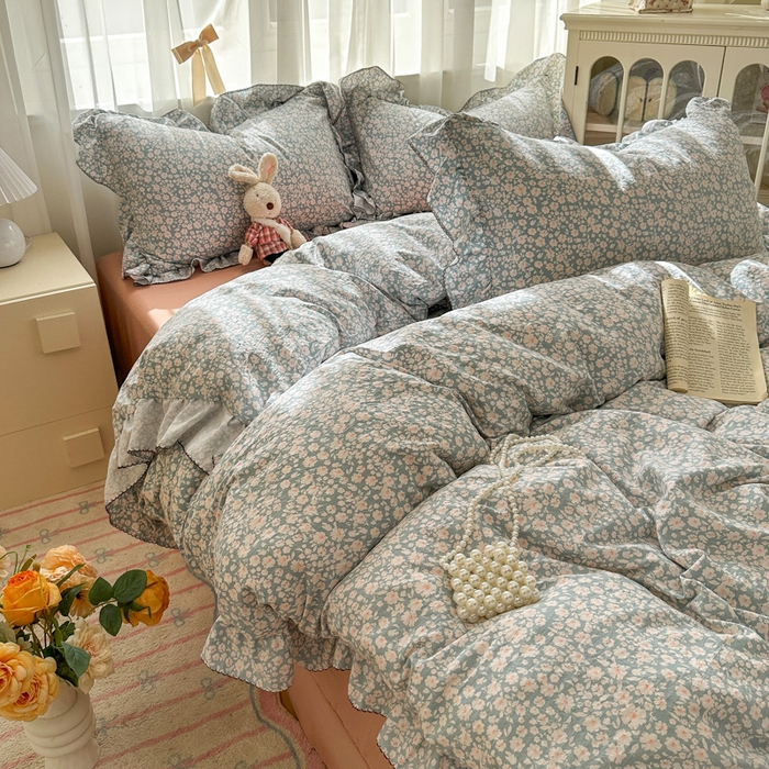 91家纺网 家纺一手货源 找家纺 欧尚 2025新款亲肤碎花云柔棉四件套 蓝郁