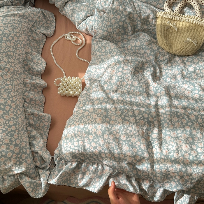 91家纺网 家纺一手货源 找家纺 欧尚 2025新款亲肤碎花云柔棉四件套 蓝郁