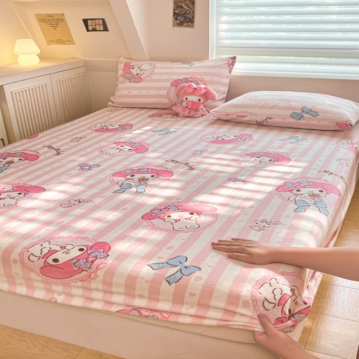 91家纺网 家纺一手货源 找家纺 （总）金爱家 2025新款三丽鸥牛奶绒单品系列床单床笠单件