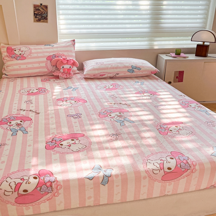 91家纺网 家纺一手货源 找家纺 金爱家 2025新款三丽鸥牛奶绒单品系列床单床笠单件 绒-X粉梦美乐蒂