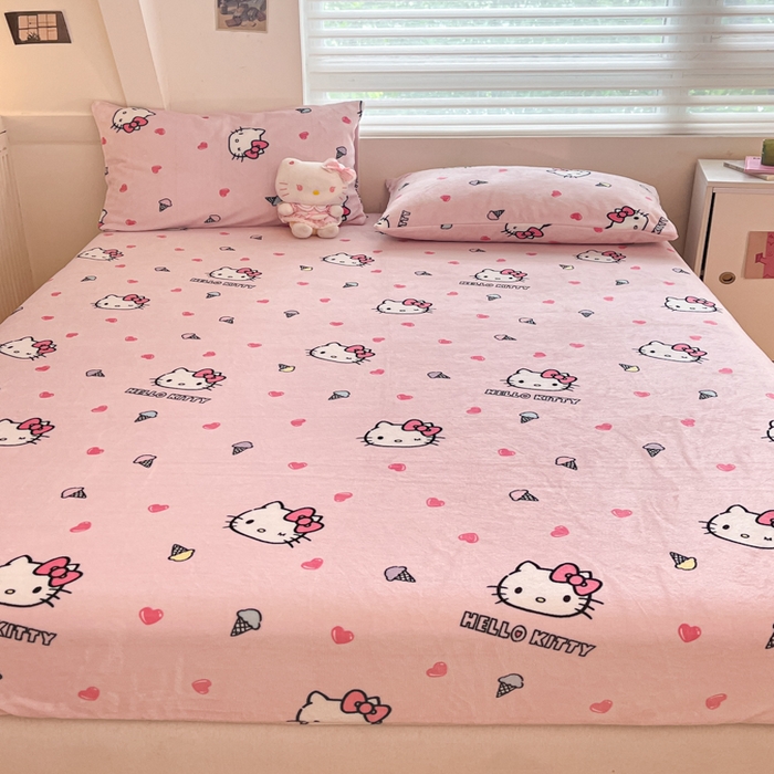 91家纺网 家纺一手货源 找家纺 金爱家 2025新款三丽鸥牛奶绒单品系列床单床笠单件 绒-X粉心甜筒kt