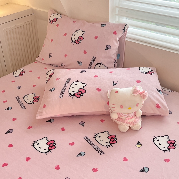 91家纺网 家纺一手货源 找家纺 金爱家 2025新款三丽鸥牛奶绒单品系列床单床笠单件 绒-X粉心甜筒kt