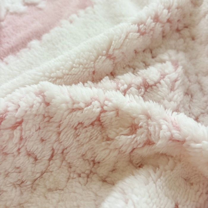 91家纺网 家纺一手货源 找家纺 （总）潮邦创意家居 2025新款250g阳离子提花小球毯盖毯毯子-星绒墨趣