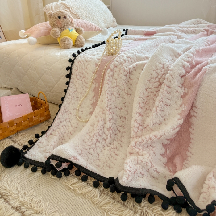 91家纺网 家纺一手货源 找家纺 （总）潮邦创意家居 2025新款250g阳离子提花小球毯盖毯毯子-星绒墨趣