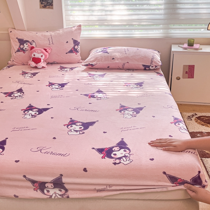 91家纺网 家纺一手货源 找家纺 金爱家 2025新款三丽鸥牛奶绒单品系列床单床笠单件 绒-X可爱库洛米