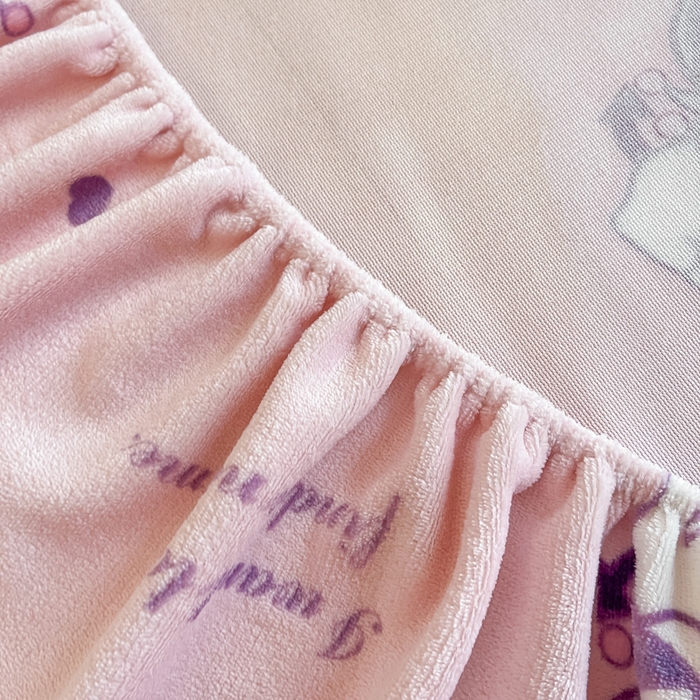 91家纺网 家纺一手货源 找家纺 金爱家 2025新款三丽鸥牛奶绒单品系列床单床笠单件 绒-X可爱库洛米