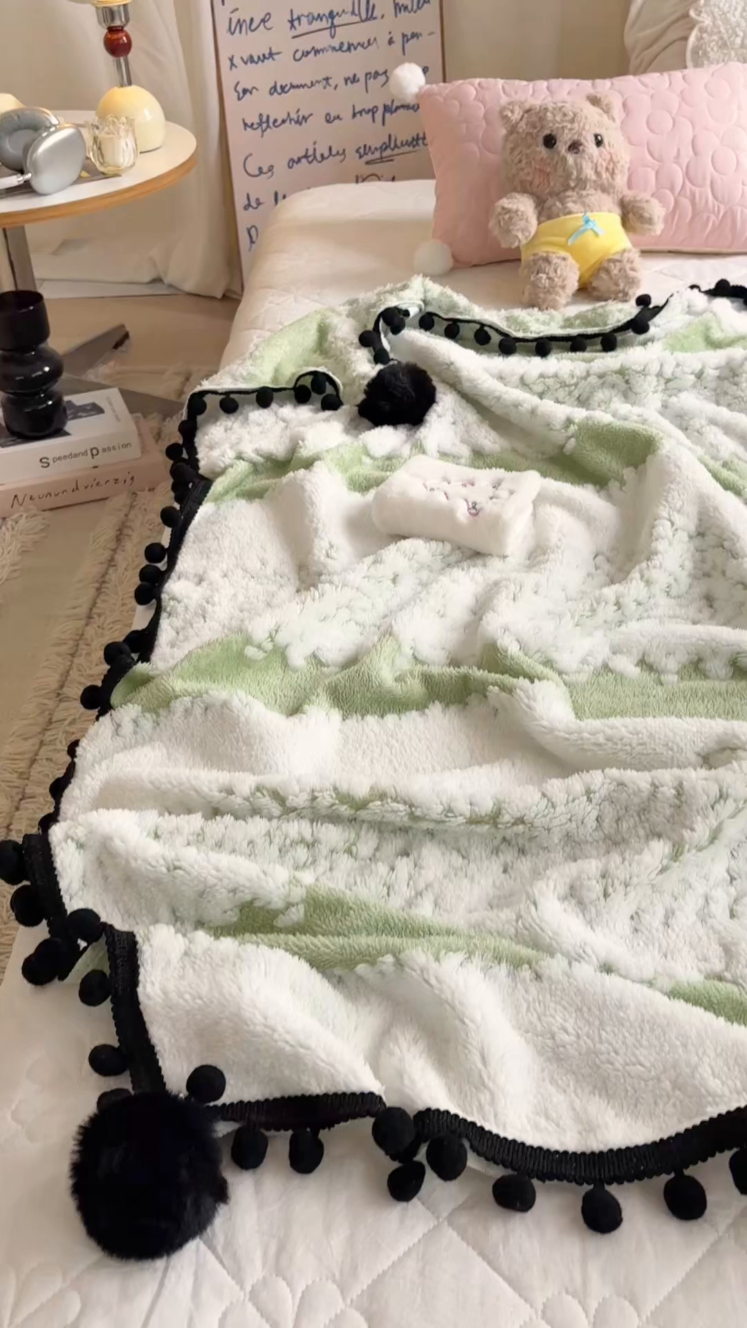 91家纺网 家纺一手货源 找家纺 潮邦创意家居 2025新款250g阳离子提花小球毯盖毯毯子-星绒墨趣 星绒墨趣 -香草绿