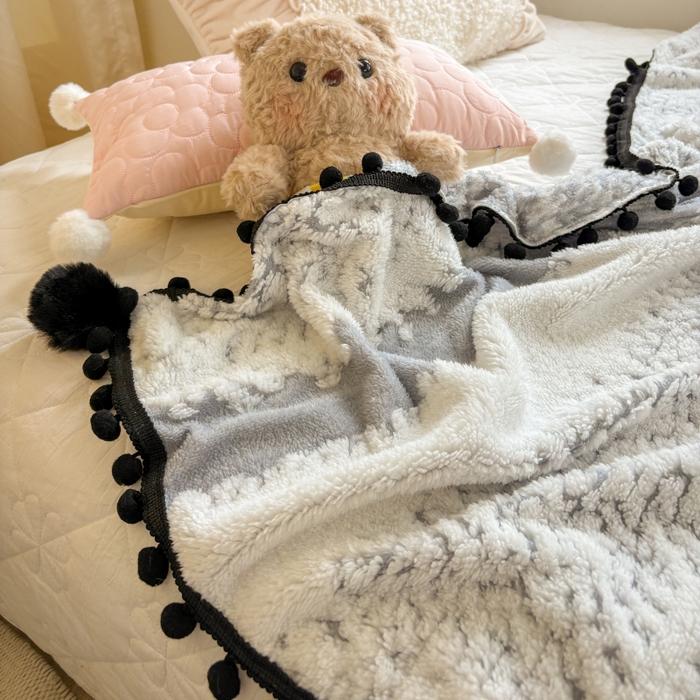 91家纺网 家纺一手货源 找家纺 潮邦创意家居 2025新款250g阳离子提花小球毯盖毯毯子-星绒墨趣 星绒墨趣 -星灰