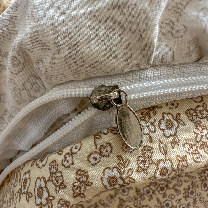 91家纺网 家纺一手货源 找家纺 欧尚 2025新款亲肤碎花云柔棉四件套 兔兔熊