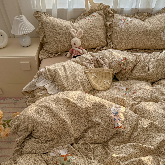 91家纺网 家纺一手货源 找家纺 欧尚 2025新款亲肤碎花云柔棉四件套 兔兔熊