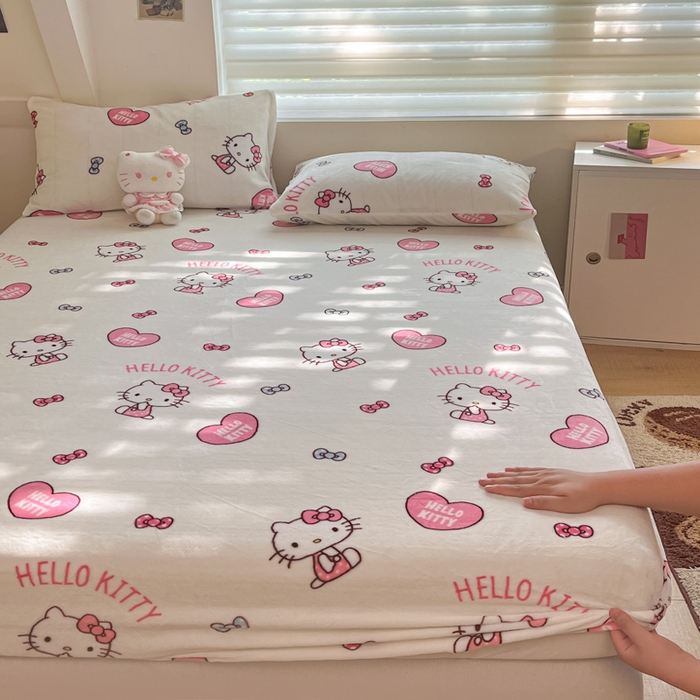 91家纺网 家纺一手货源 找家纺 金爱家 2025新款三丽鸥牛奶绒单品系列床单床笠单件 绒-X奶油kt