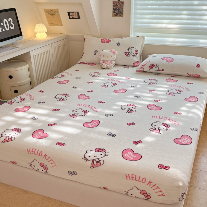 91家纺网 家纺一手货源 找家纺 金爱家 2025新款三丽鸥牛奶绒单品系列床单床笠单件 绒-X奶油kt