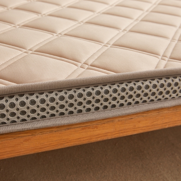 91家纺网 家纺一手货源 找家纺 丽诺床垫 2025新款提花双层纱乳胶立体床垫 驼色