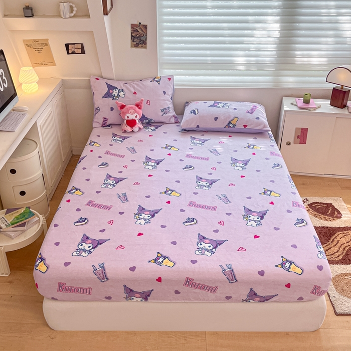 91家纺网 家纺一手货源 找家纺 金爱家 2025新款三丽鸥牛奶绒单品系列床单床笠单件 绒-X紫心库洛米